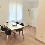 Lungomare Apartmán *